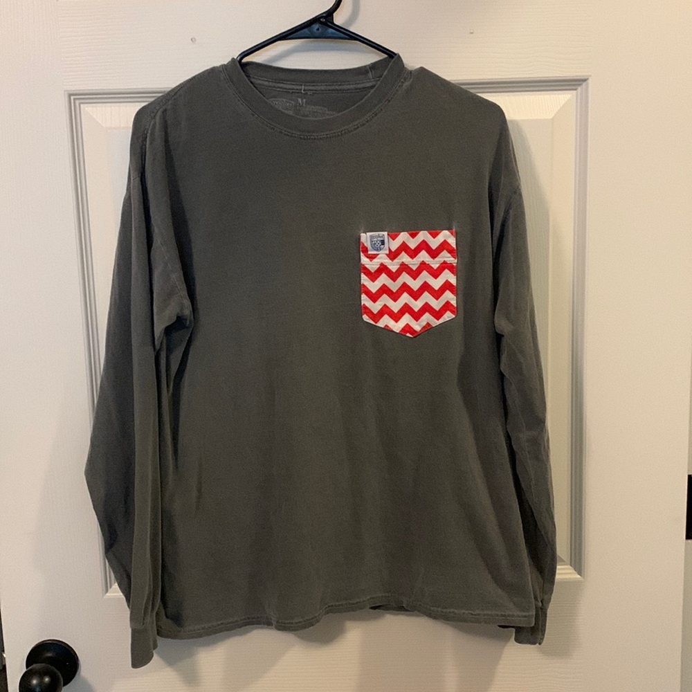 💛 3 for $15 Womens long sleeve Frocket shirt